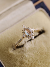 14K Solid Gold Lunara Labradorite Ring - CAMELLIA 3.5